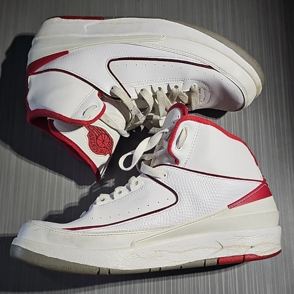Air Jordan 2 Retro ‘White Varsity’ BG Size 6.5Y 395718-102 Chicago Air Max Force